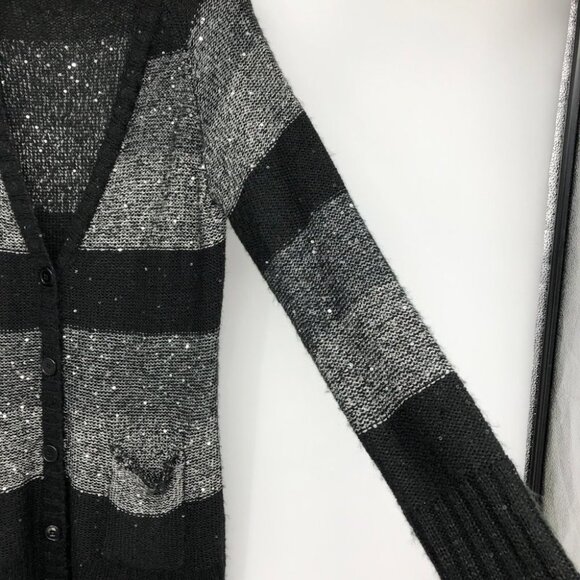 Questions brand Black & Grey Striped Sparkle Sequin Glitter Buttoned Cardigan XL - Picture 7 of 13